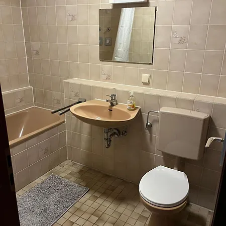 Hell Und Geraeumig Apartmán *